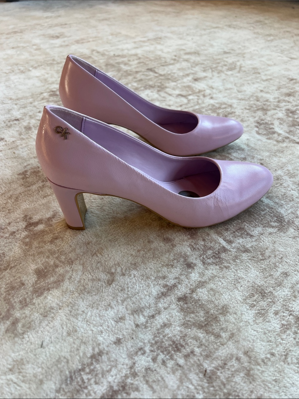 Calvin Klein Lilac Leather Mid Heel Pumps